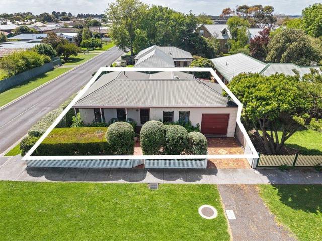 House for sale in Port Fairy, Shire of Moyne