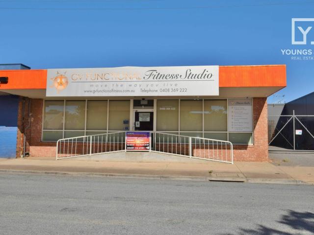 Retail for sale in Mooroopna, Victoria
