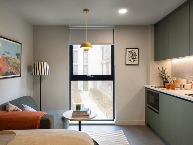 Studio for rent in West Yorkshire