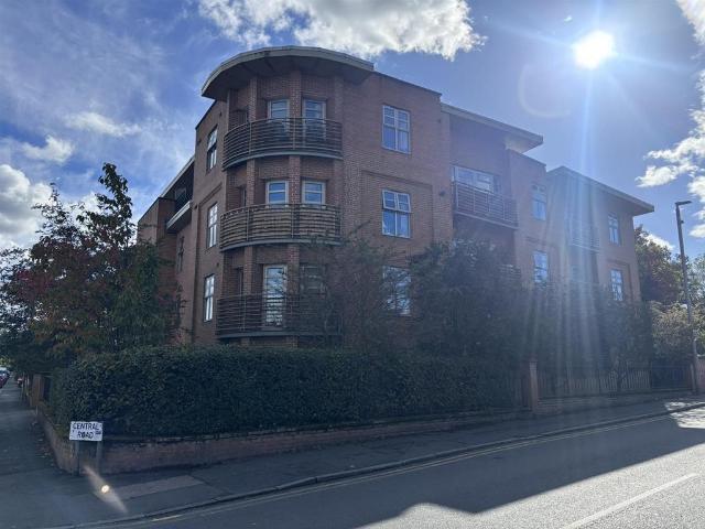Apartment for rent in West Didsbury, Manchester