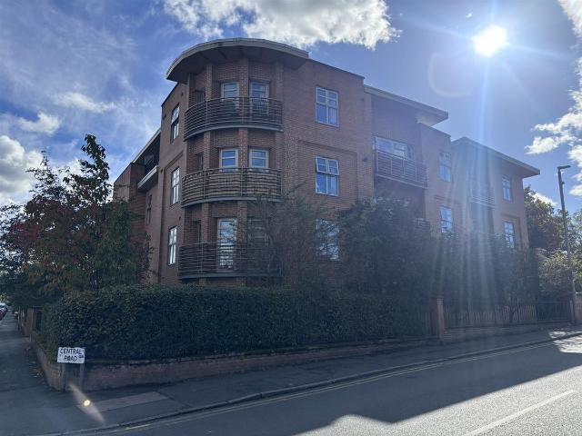 Apartment for rent in West Didsbury, Manchester