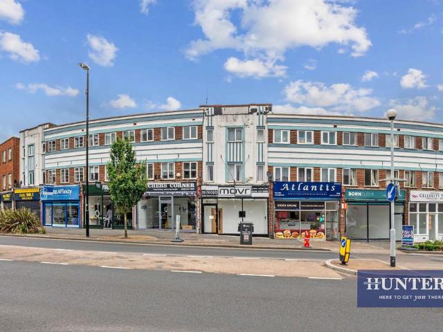 Apartment for rent in Worcester Park, Greater London