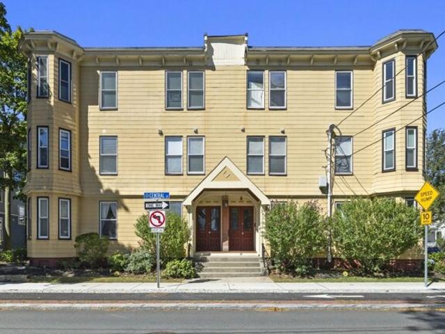 Condo for sale in Spring Hill Historic District, Somerville