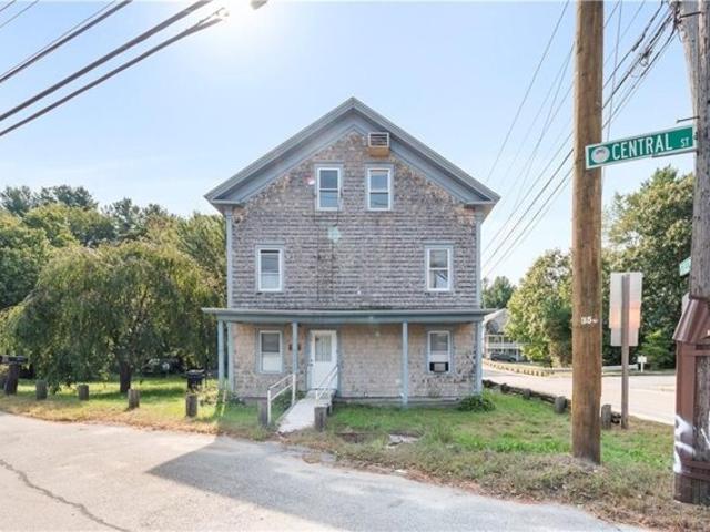 House for sale in Oakland, Rhode Island