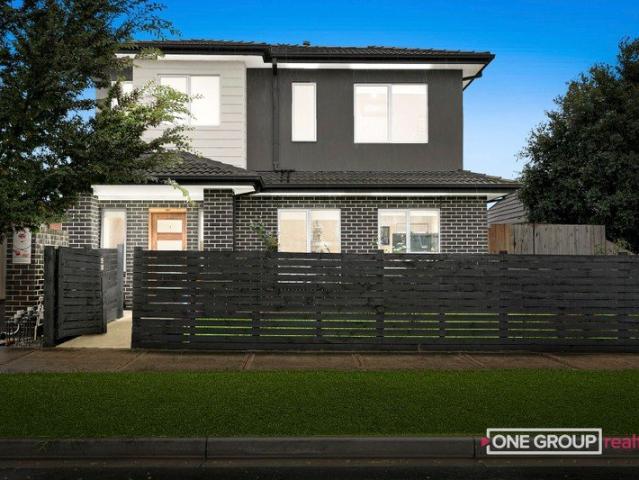 Townhouse for sale in Camerons Creek, Victoria