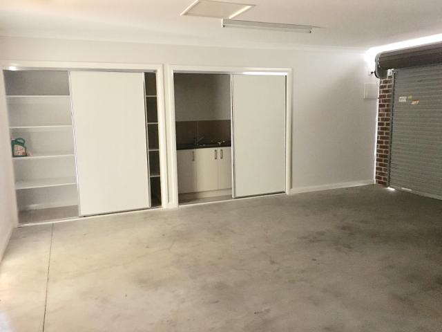 Townhouse for sale in Wodonga, Victoria