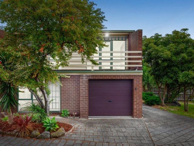 Townhouse for sale in Frankston, Melbourne