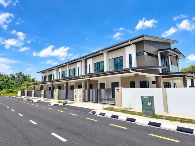 Terraced House for sale in Samarahan, Kota Samarahan