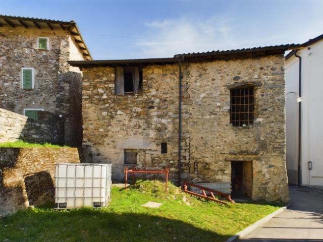 Einfamilienhaus kaufen in Alto Malcantone, Tessin