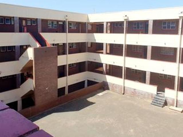 Apartment for sale in Umkomaas, Kwazulu-natal