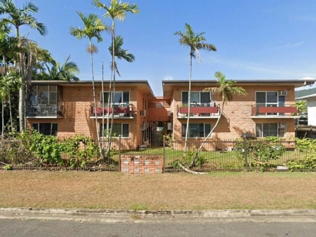 Apartment for rent in Westcourt, Cairns
