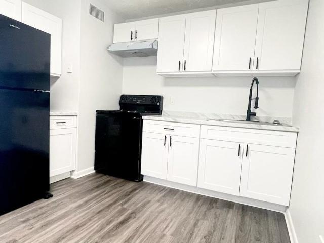 Apartment for rent in Lake Shore, Jacksonville