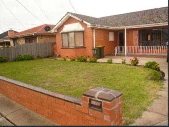 House for rent in St Albans, Victoria