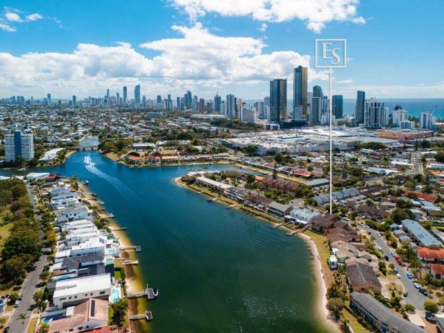 Apartment for sale in Mermaid Waters, Gold Coast City