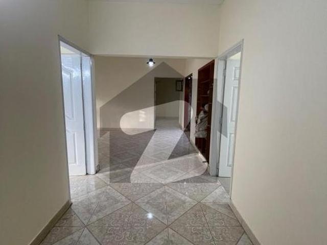 Apartment for rent in Clifton, North Waziristan