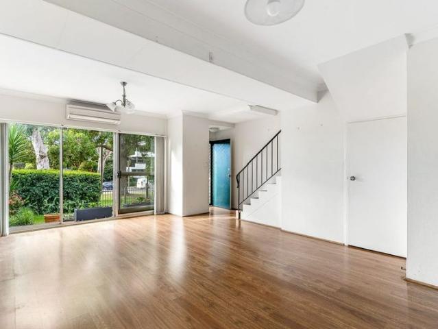 Townhouse for rent in Sutherland Shire, Sydney