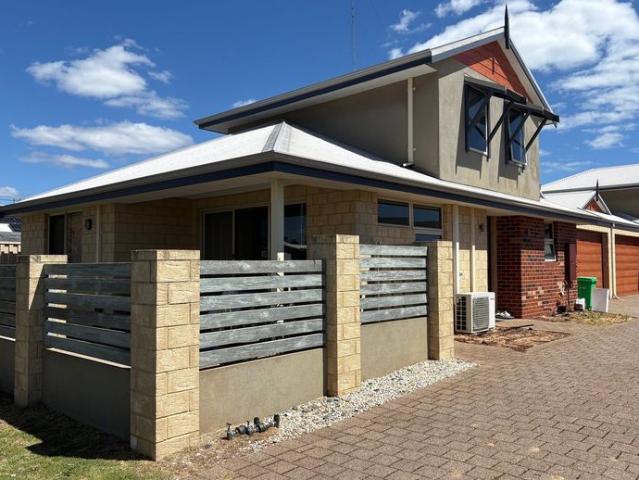 Townhouse for rent in Bunbury