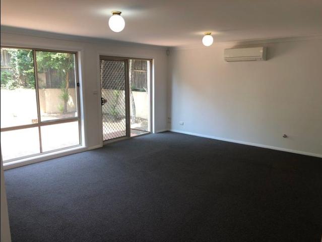 Townhouse for rent in Sydney, New South Wales