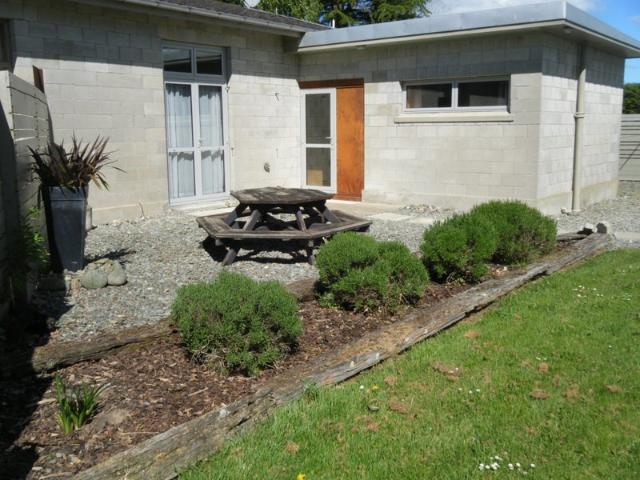 Apartment for rent in Centre Bush, Oreti Community