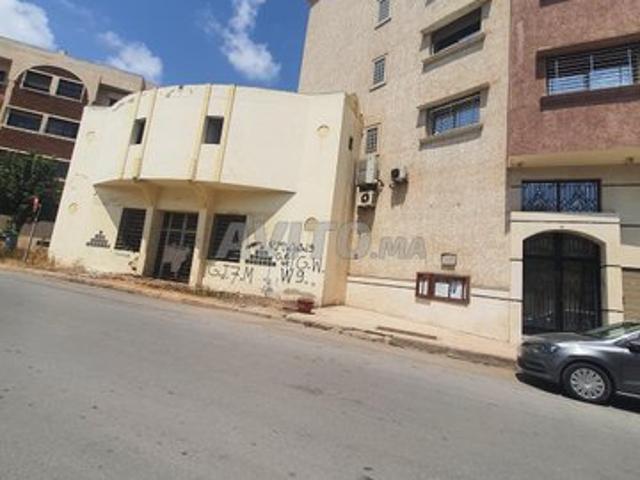 Local commercial vente à Anfa, Gharb-Chrarda-Beni Hssen