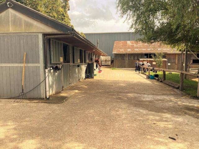 Ferme vente à Houdan, Yvelines