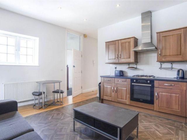 Apartment for rent in Lower Holloway, Greater London