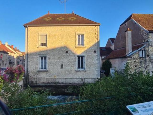 Maison vente à Dijon, Mirebeau-sur-bèze