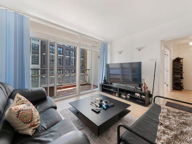 House for rent in St Giles, Greater London