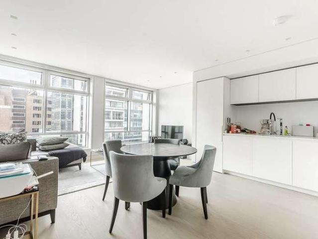 Apartment for rent in Saint Giles, Bloomsbury