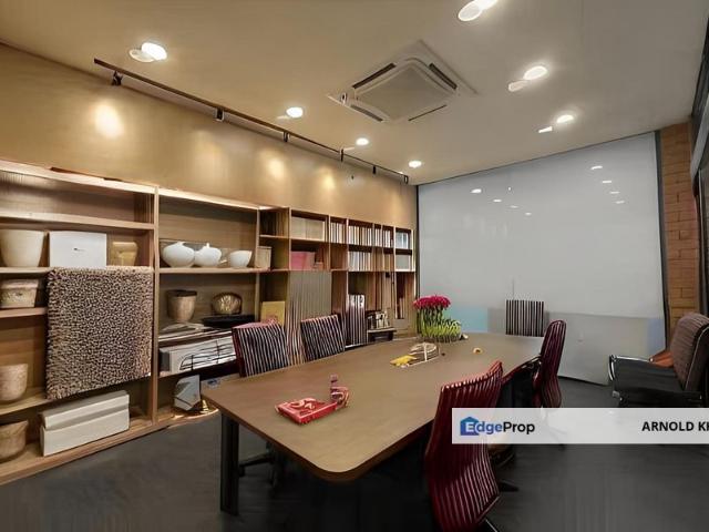 Shop for sale in Petaling, Alam Impian