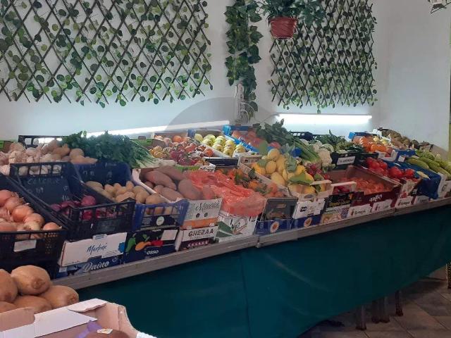 Local Commercial vente à Nice, Menton