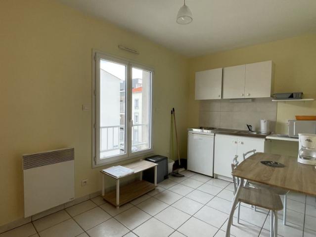 Studio location à La Roche-sur-Yon, La Roche-sur-yon