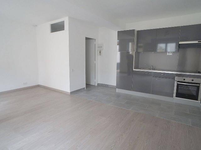 Studio location à Fontenay-Mauvoisin, Yvelines