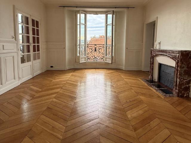 Appartement location à Moulins, Neuvy