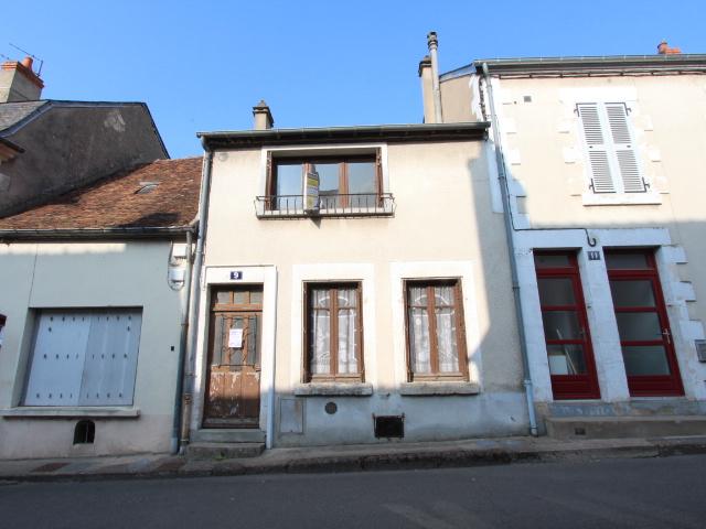 Maison vente à Cosne-Cours-sur-Loire, La Charité-sur-loire