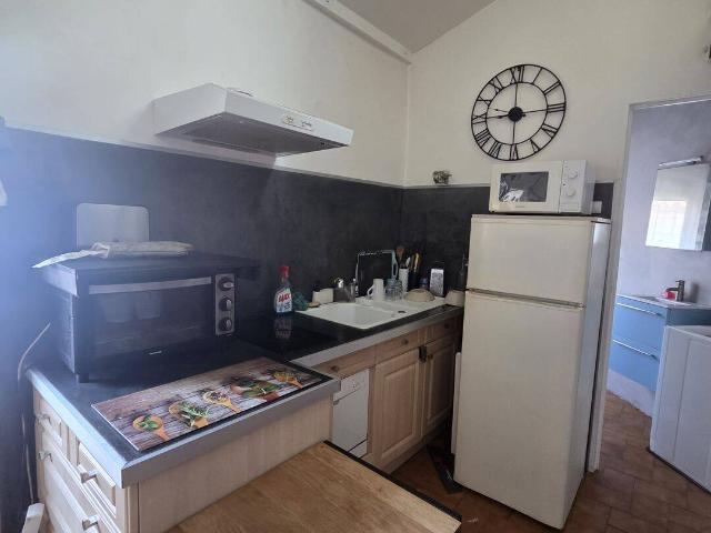 Studio location à Les Plaines Sud, Saint-Chamas