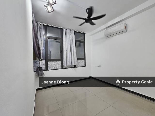 Office for sale in Petaling, Damansara Damai