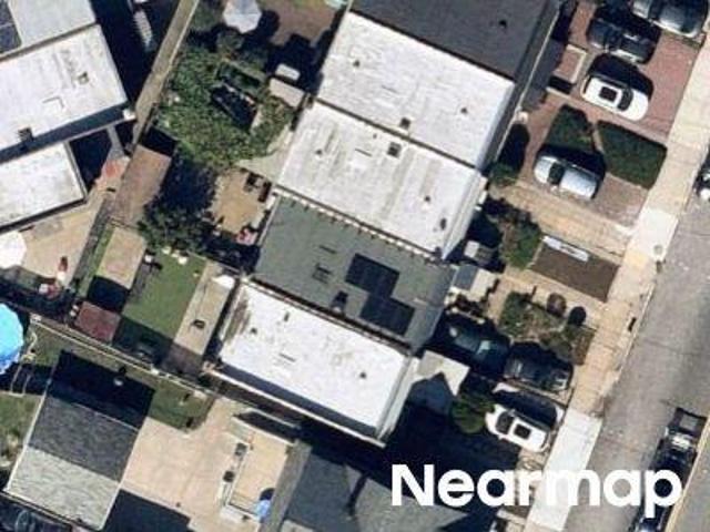 House for sale in Queens, Arverne