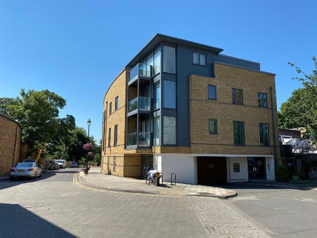 Apartment for rent in Clewer Village, Windsor