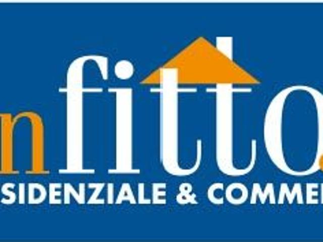 Locale Commerciale in affitto a Rione Sala, Cava De' Tirreni