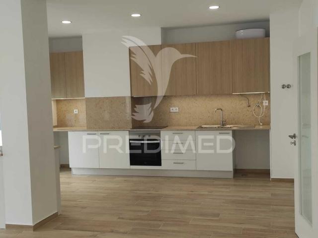 Apartamento alugar em Baixa de Algés, Oeiras