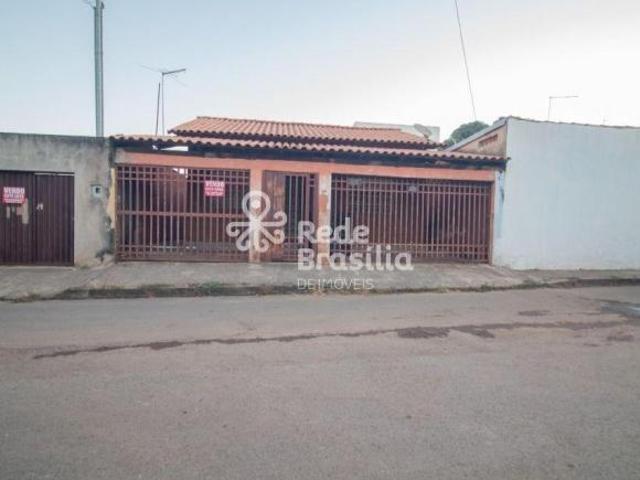Casa venda em Região Geográfica Imediata do Distrito Federal, Região Integrada de Desenvolvimento do Distrito Federal e Entorno