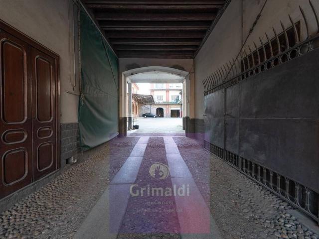 Locale Commerciale in affitto a Galeotta, Sant'angelo Lodigiano