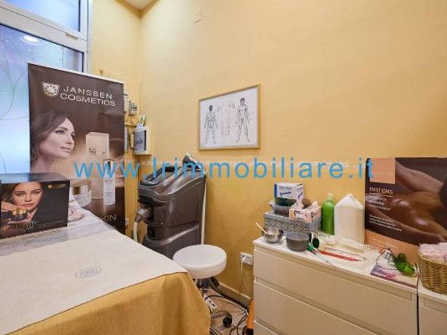 Locale Commerciale in vendita a Municipio Roma XII, Roma Capitale