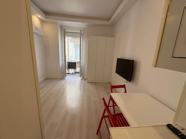 Estudio en alquiler en Madrid, Universidad