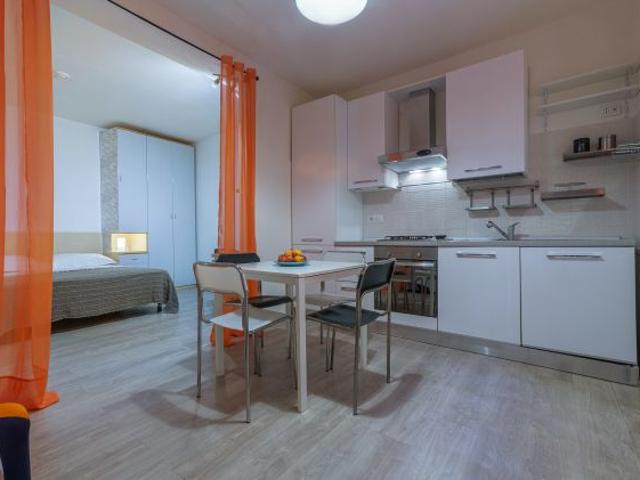 Monolocale in affitto a Porto-Saragozza, Bologna