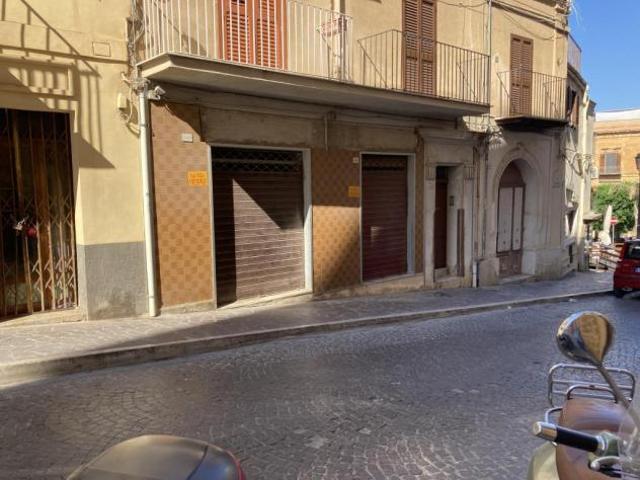 Locale Commerciale in vendita a Agrigento, Sicilia