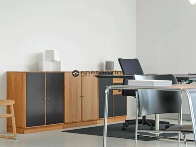Ufficio in vendita a Centro storico, Marche