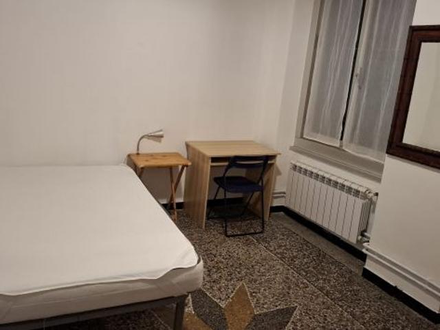 Stanza in affitto a Centro Est, Serra Riccò