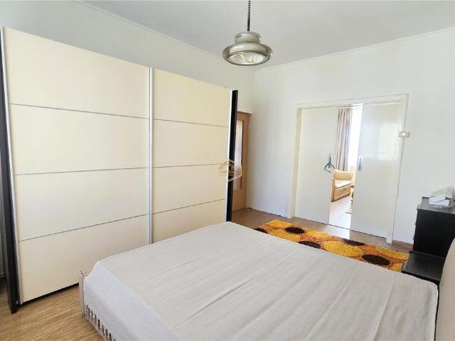 Apartament închirieri
